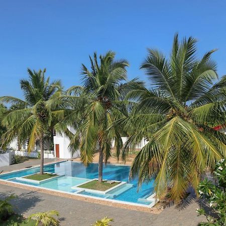Reddalf'S Holiday Resorts Arugam Bay Exterior foto